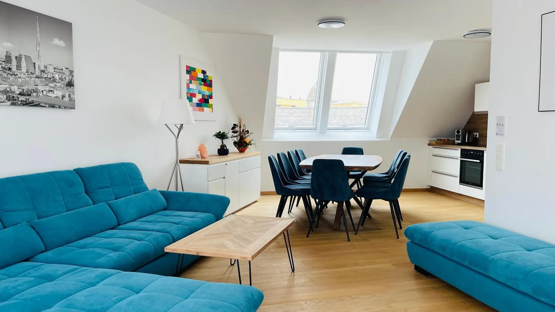 Spacious Penthouse Apartment - 4 Rooms For Up To 10 Guests - Contactless Check-In Vienna 0*,