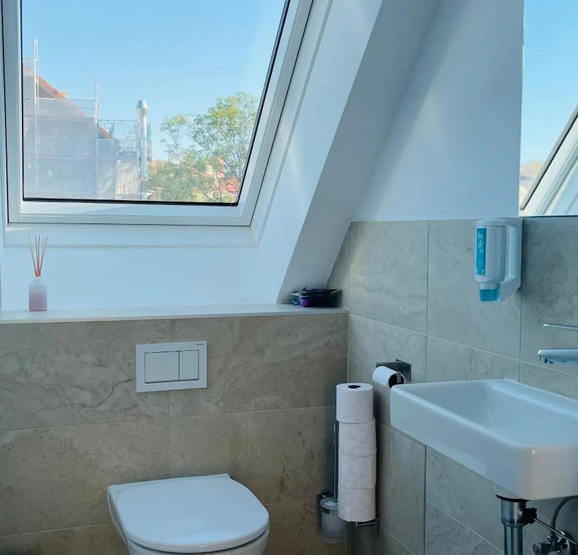 Spacious Penthouse Apartment - 4 Rooms For Up To 10 Guests - Contactless Check-In 비엔나 0*,