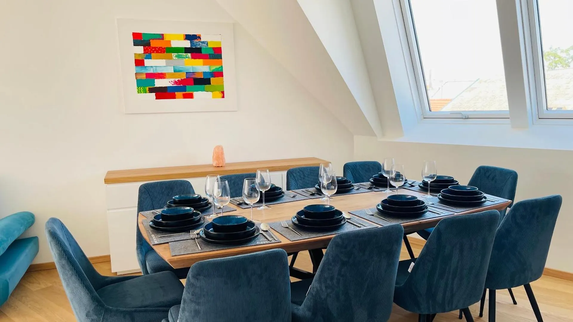 Spacious Penthouse Apartment - 4 Rooms For Up To 10 Guests - Contactless Check-In 비엔나 0*,  오스트리아
