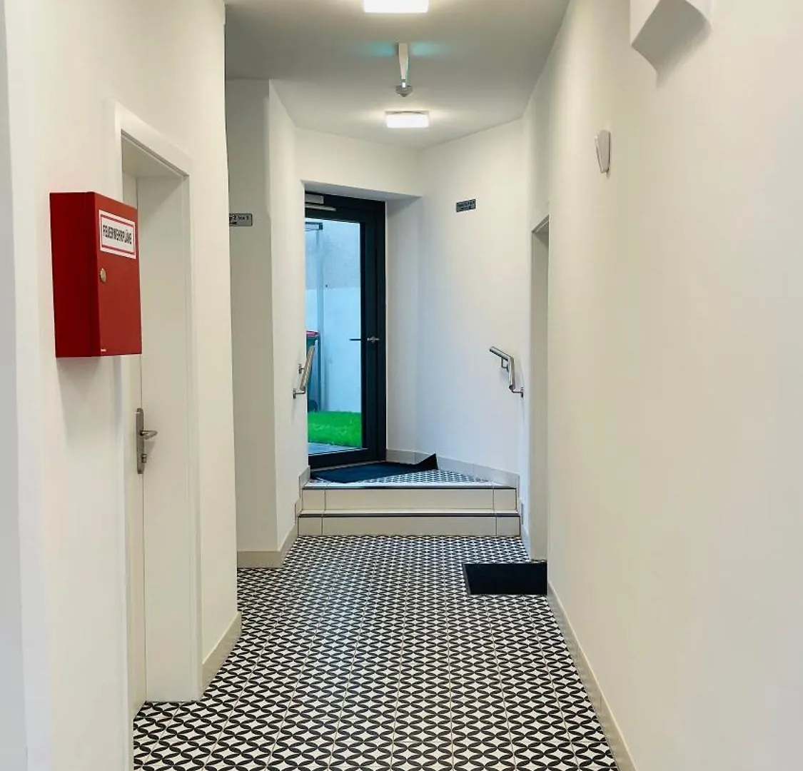Spacious Penthouse Apartment - 4 Rooms For Up To 10 Guests - Contactless Check-In Wien Österreich